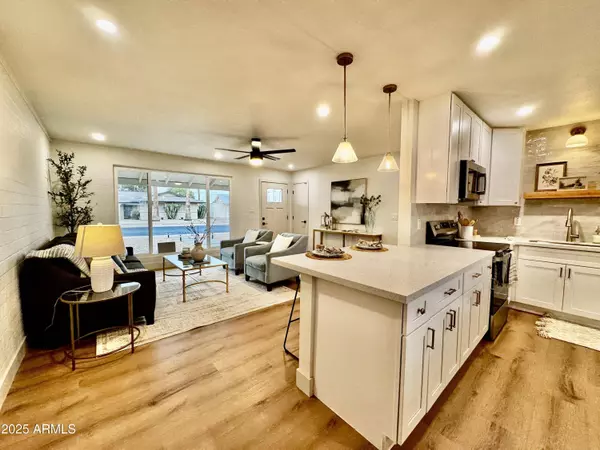 10554 W CONNECTICUT Avenue, Sun City, AZ 85351