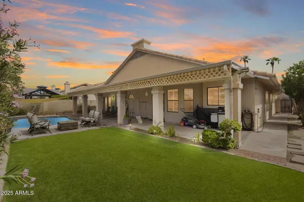 16814 S 32ND Place, Phoenix, AZ 85048