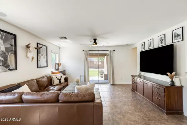 16103 W REDFIELD Road, Surprise, AZ 85379