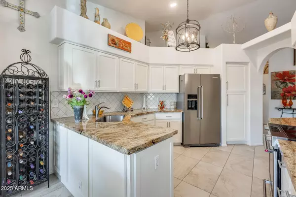 8517 W ROCKWOOD Drive, Peoria, AZ 85382