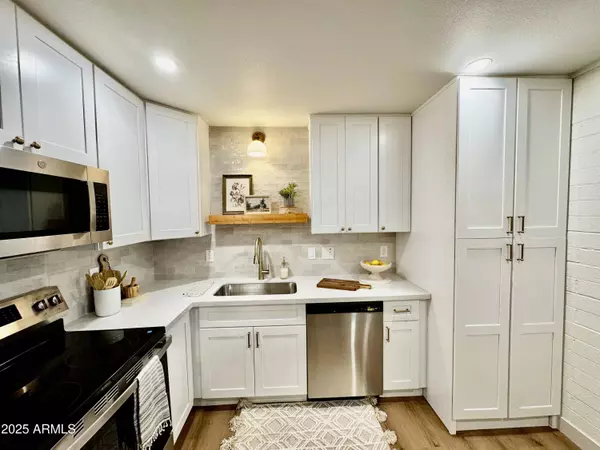 10554 W CONNECTICUT Avenue, Sun City, AZ 85351