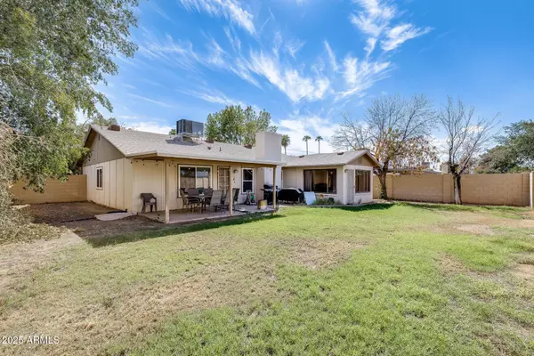 3138 E EMELITA Avenue, Mesa, AZ 85204