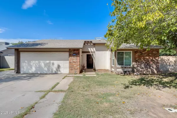 3138 E EMELITA Avenue, Mesa, AZ 85204