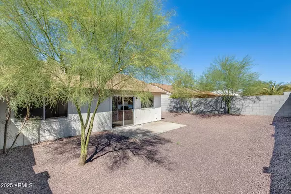 3221 W MOHAWK Lane, Phoenix, AZ 85027