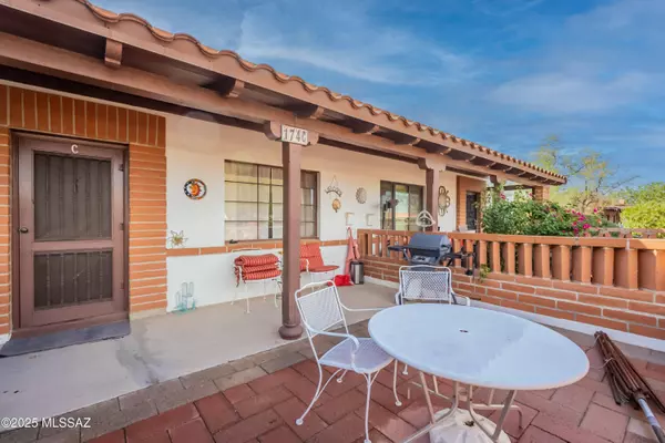 174 S Paseo Tierra  #C, Green Valley, AZ 85614