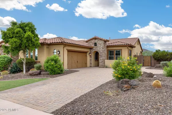 12128 W DESERT MIRAGE Drive, Peoria, AZ 85383