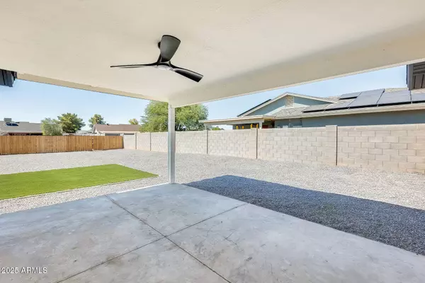 3104 N SENECA Court, Chandler, AZ 85224