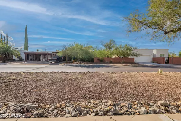 174 S Paseo Tierra  #C, Green Valley, AZ 85614