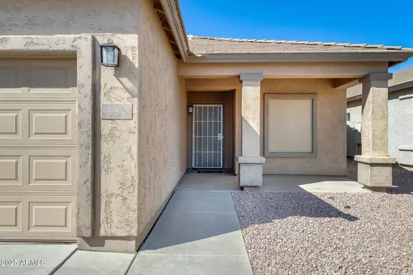 550 E GOLDMINE Lane, San Tan Valley, AZ 85140