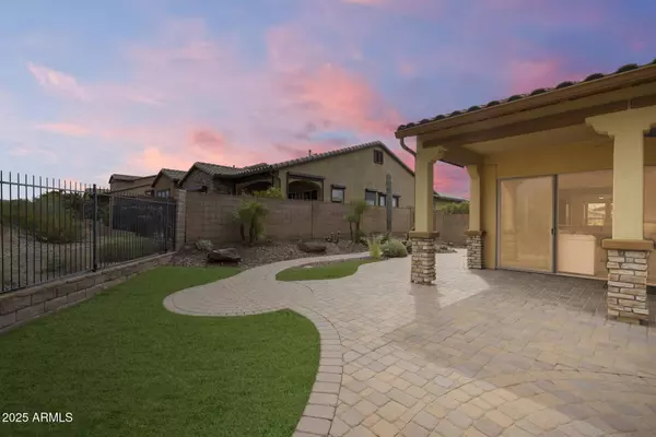 12128 W DESERT MIRAGE Drive, Peoria, AZ 85383