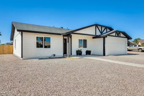 3104 N SENECA Court, Chandler, AZ 85224