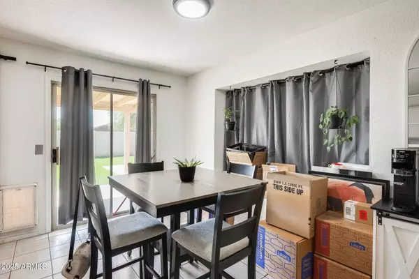 16011 W MONROE Street, Goodyear, AZ 85338