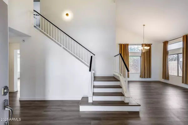 17724 N LUPINE Trail, Surprise, AZ 85374