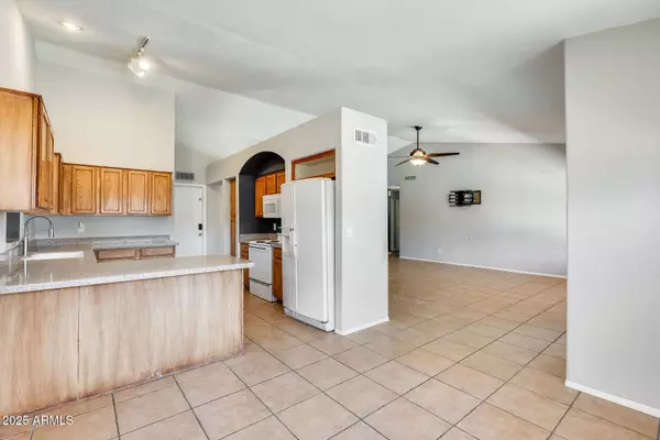 2545 E GRANITE VIEW Drive, Phoenix, AZ 85048