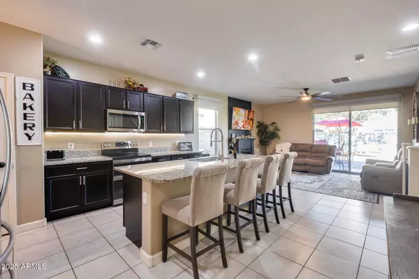 4100 W ALABAMA Lane, San Tan Valley, AZ 85144