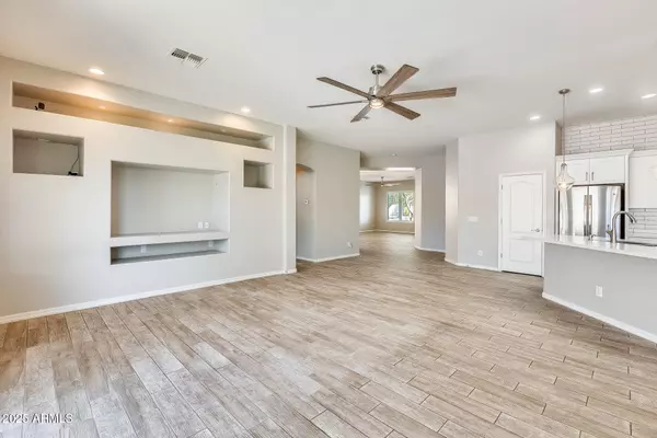 15088 W COOLIDGE Street, Goodyear, AZ 85395