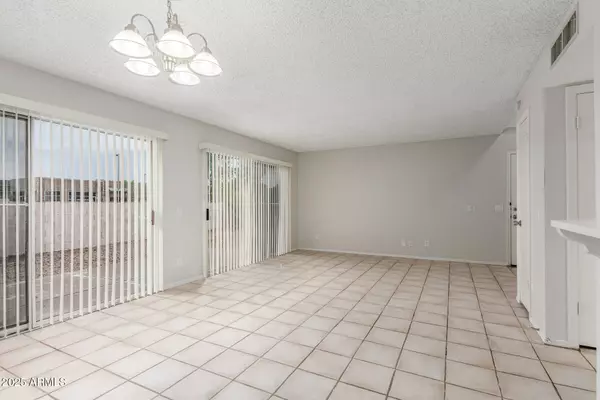 1962 N BLACKSTONE Drive, Chandler, AZ 85224