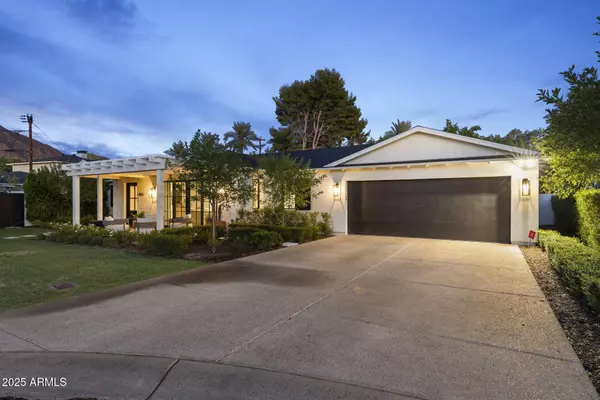 4636 E CALLE VENTURA --, Phoenix, AZ 85018