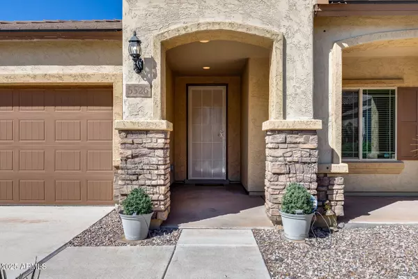 5526 S GRENOBLE Street, Mesa, AZ 85212