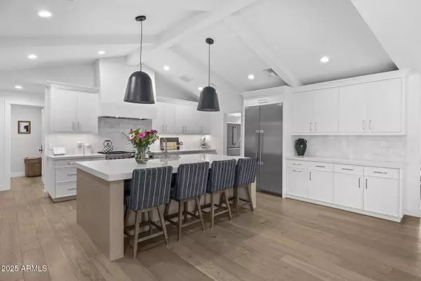 4636 E CALLE VENTURA --, Phoenix, AZ 85018