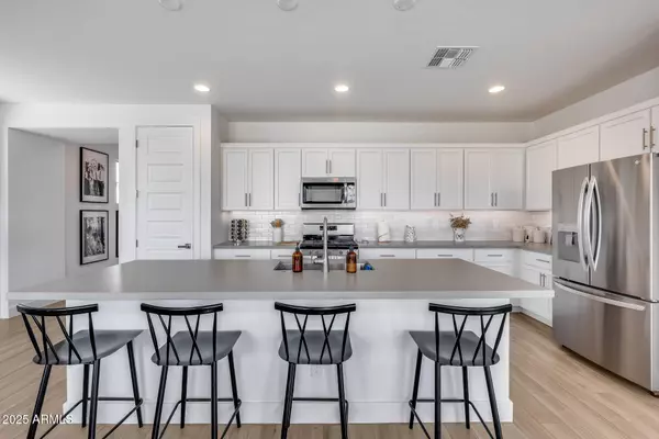 21241 E SUPERSTITION Drive, Queen Creek, AZ 85142