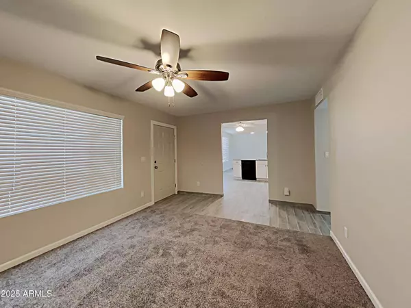 18046 N 20TH Avenue, Phoenix, AZ 85023