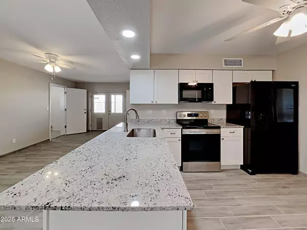 18046 N 20TH Avenue, Phoenix, AZ 85023