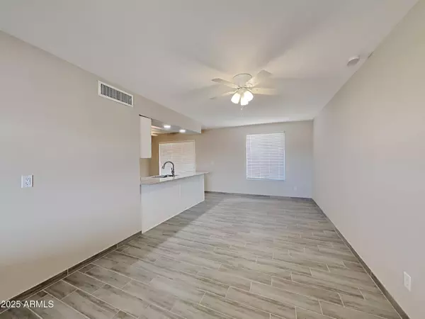 18046 N 20TH Avenue, Phoenix, AZ 85023