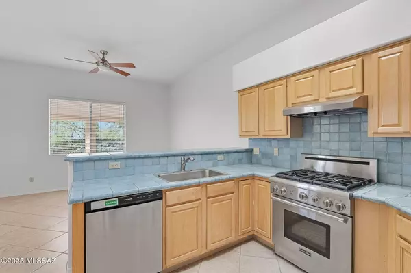 5199 N Canyon Rise Place, Tucson, AZ 85749