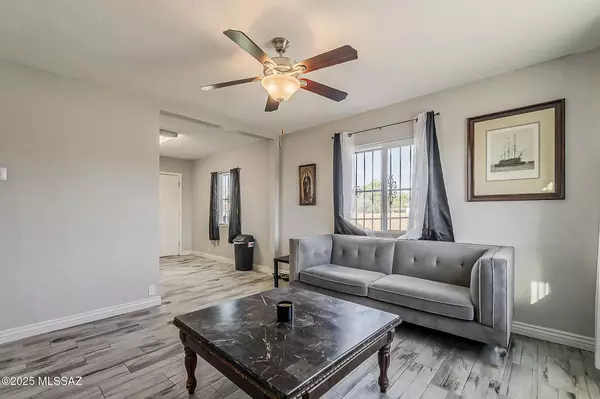 331 E Kelso Street, Tucson, AZ 85705