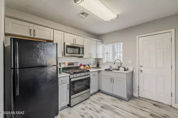 331 E Kelso Street, Tucson, AZ 85705