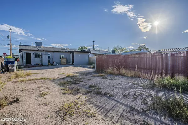 331 E Kelso Street, Tucson, AZ 85705