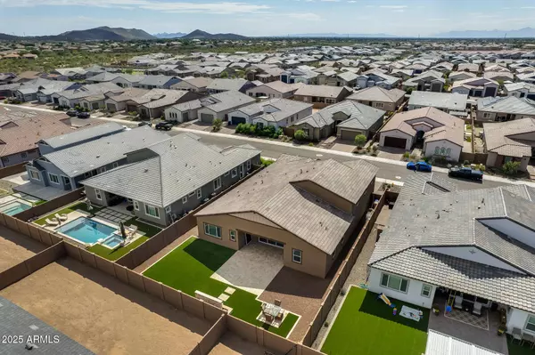 7694 W DESERT SPOON Drive, Peoria, AZ 85383