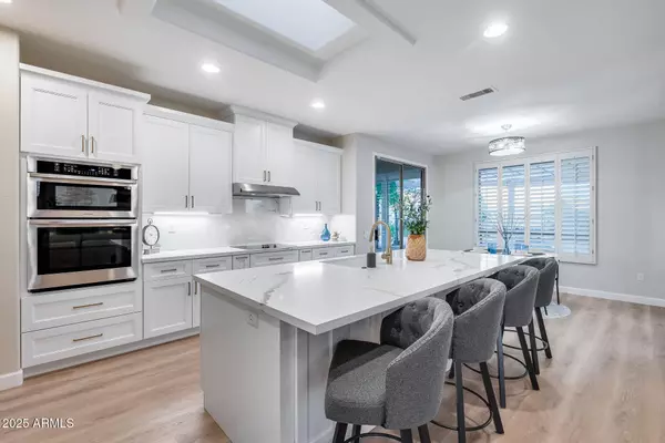 17911 N ADOBE MESA Court, Surprise, AZ 85374