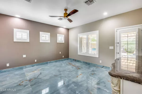 1711 W BIG OAK Street, Phoenix, AZ 85085