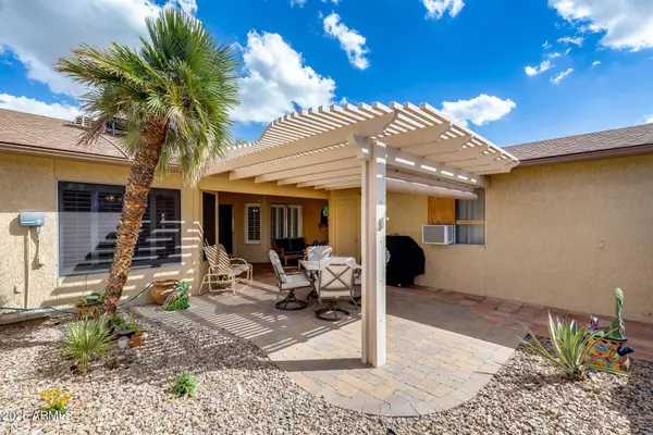18424 N SPANISH GARDEN Drive, Sun City West, AZ 85375