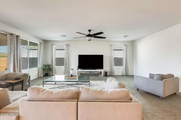 21686 N 259TH Drive, Buckeye, AZ 85396