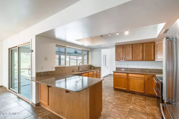 6504 S COLE Drive, Tempe, AZ 85283