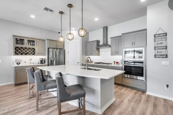 4300 E JOHN Street, Gilbert, AZ 85295