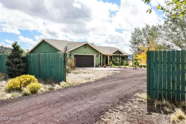 7740 SUNDANCE --, Flagstaff, AZ 86004