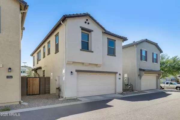 5742 W ILLINI Street, Phoenix, AZ 85043