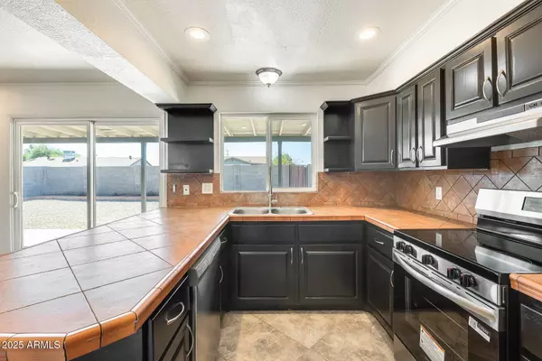 1047 W CORNELL Drive, Tempe, AZ 85283