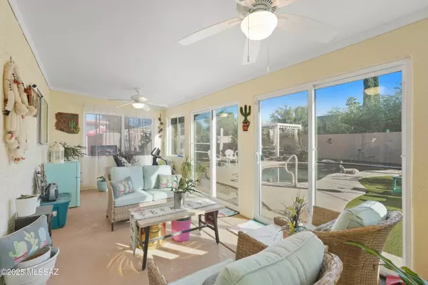 9390 E Field Canyon Place, Tucson, AZ 85710