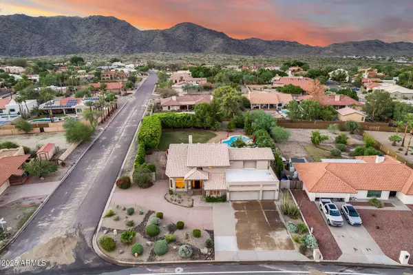 3844 E EQUESTRIAN Trail, Phoenix, AZ 85044