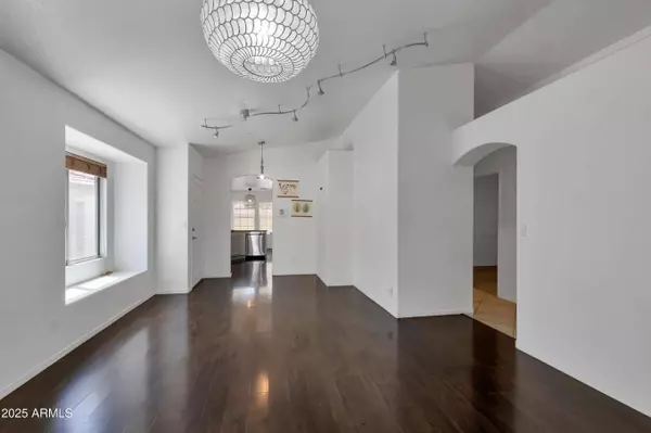 8824 E MESCAL Street, Scottsdale, AZ 85260