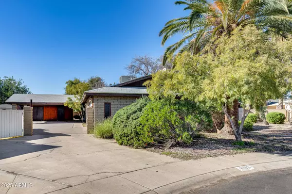 4518 W VISTA Avenue, Glendale, AZ 85301