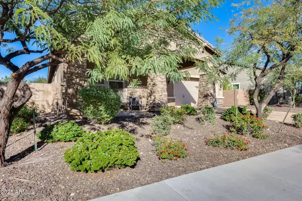 11850 W LONE TREE Trail, Peoria, AZ 85383