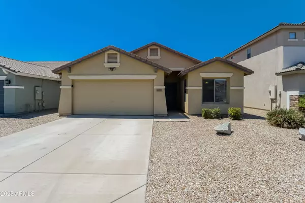2033 W GREEN TREE Drive, San Tan Valley, AZ 85144