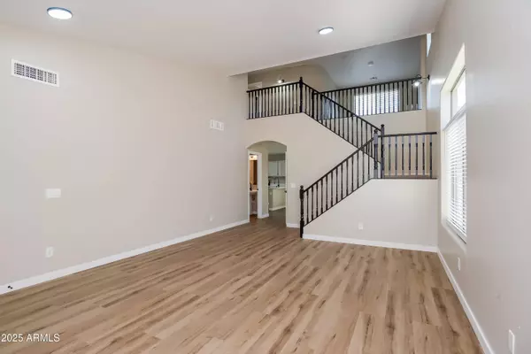 1361 W CORRIENTE Drive, San Tan Valley, AZ 85143