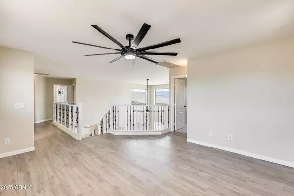 13626 W LISBON Lane, Surprise, AZ 85379